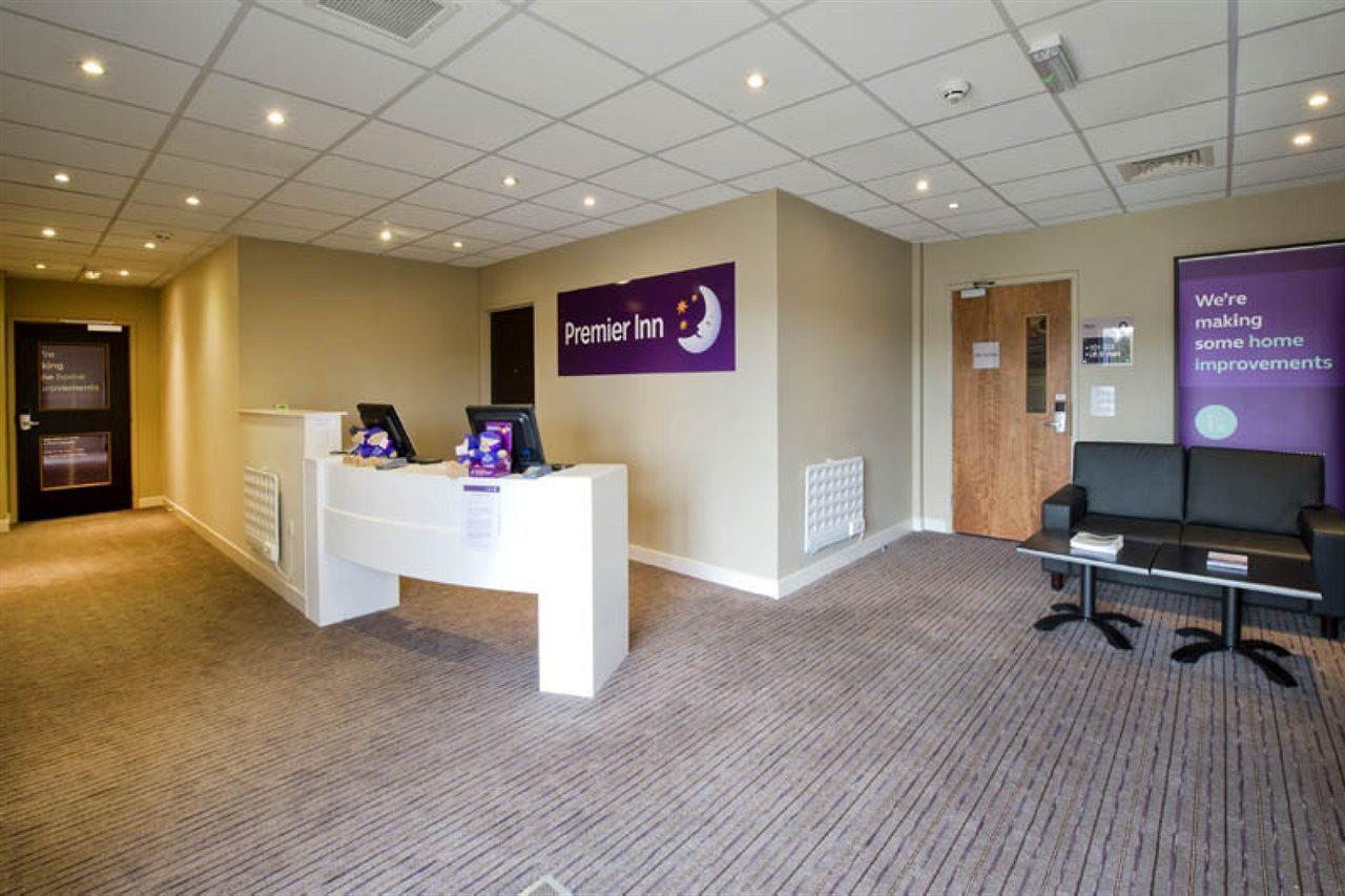 Premier Inn Glasgow Braehead מראה חיצוני תמונה